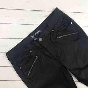 New York & Company Jeans - New York & Company Shiny Black Moto Jeans Size 2 New York & Company Jeans - New York & Company Shiny Black Moto Jeans Size 2